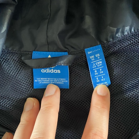 Small Adidas Blue Print Windbreaker - Picture 5 of 6
